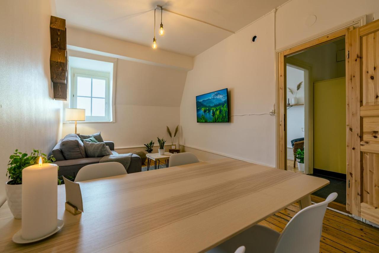 Eigene Wohnung Im Stadtzentrum Mit Wunderschoener Dachterrasse Биль Экстерьер фото