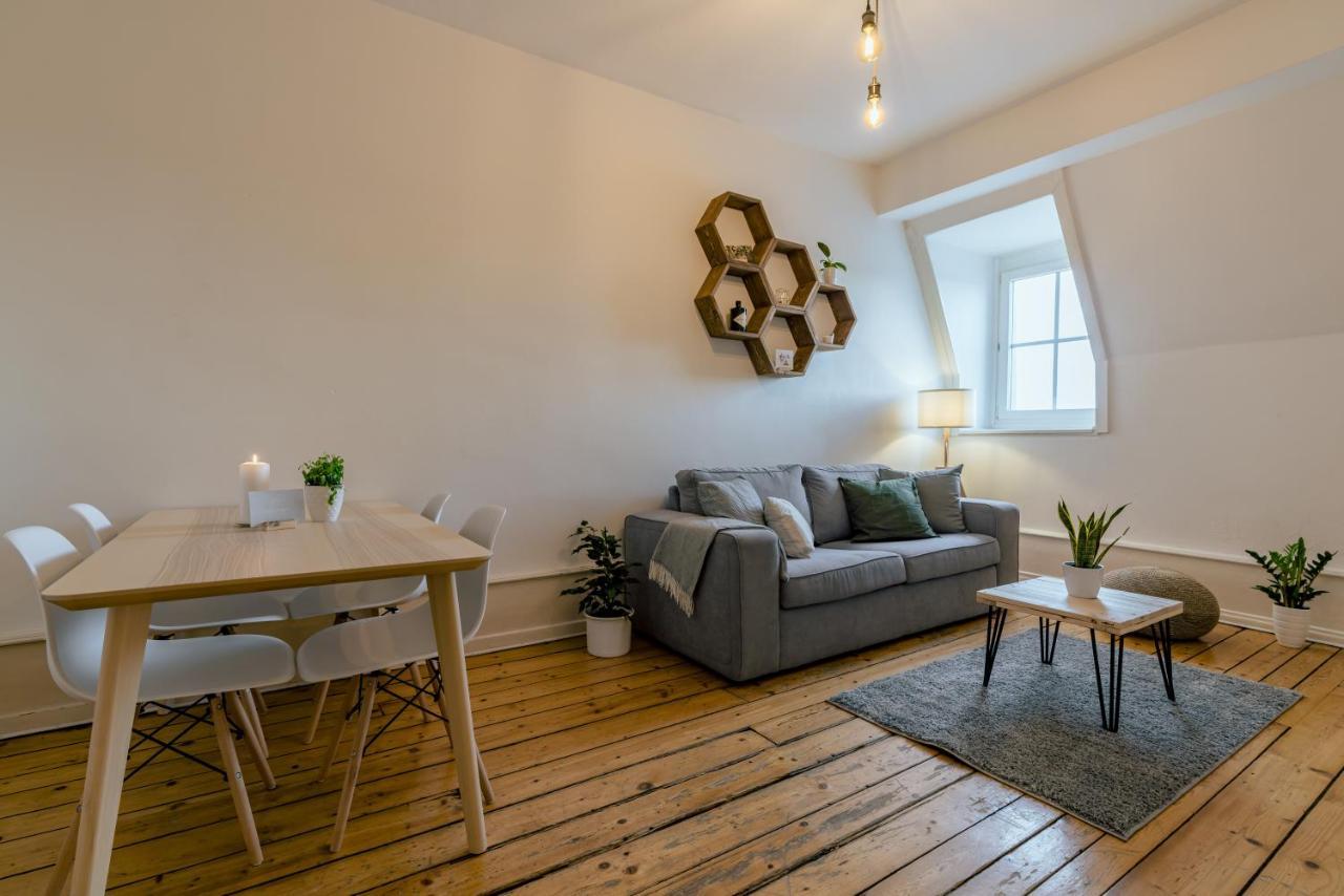 Eigene Wohnung Im Stadtzentrum Mit Wunderschoener Dachterrasse Биль Экстерьер фото