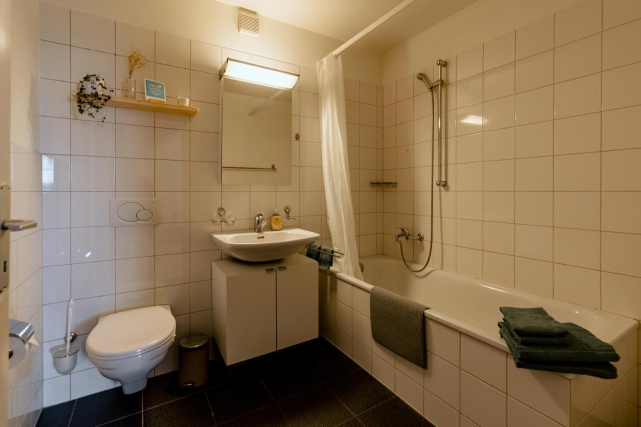 Eigene Wohnung Im Stadtzentrum Mit Wunderschoener Dachterrasse Биль Экстерьер фото